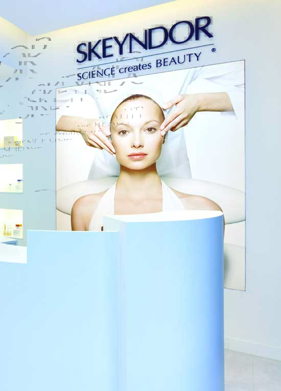 Imagen noticia LA PERIODISTA SONSOLES ÓNEGA NOS DESCUBRE EL PROYECTO SKEYNDOR EXPERIENCE