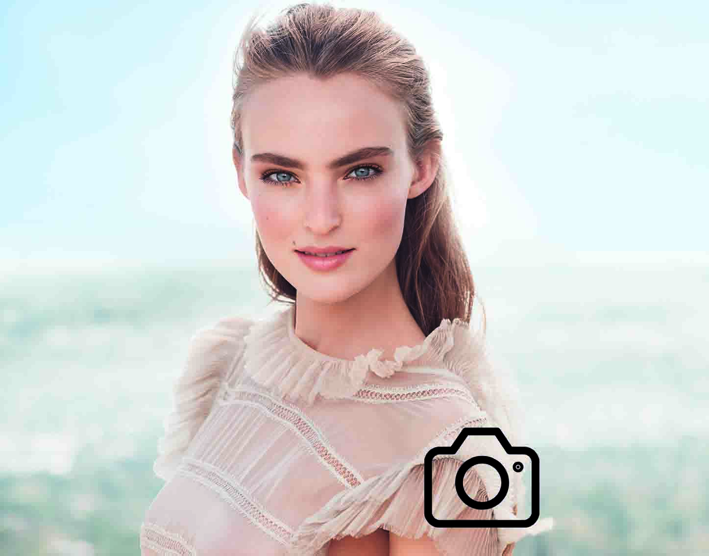 Imagen noticia CLARINS SE ADELANTA A LA PRIMAVERA Y PRESENTA SU NUEVO LOOK DE COLOR