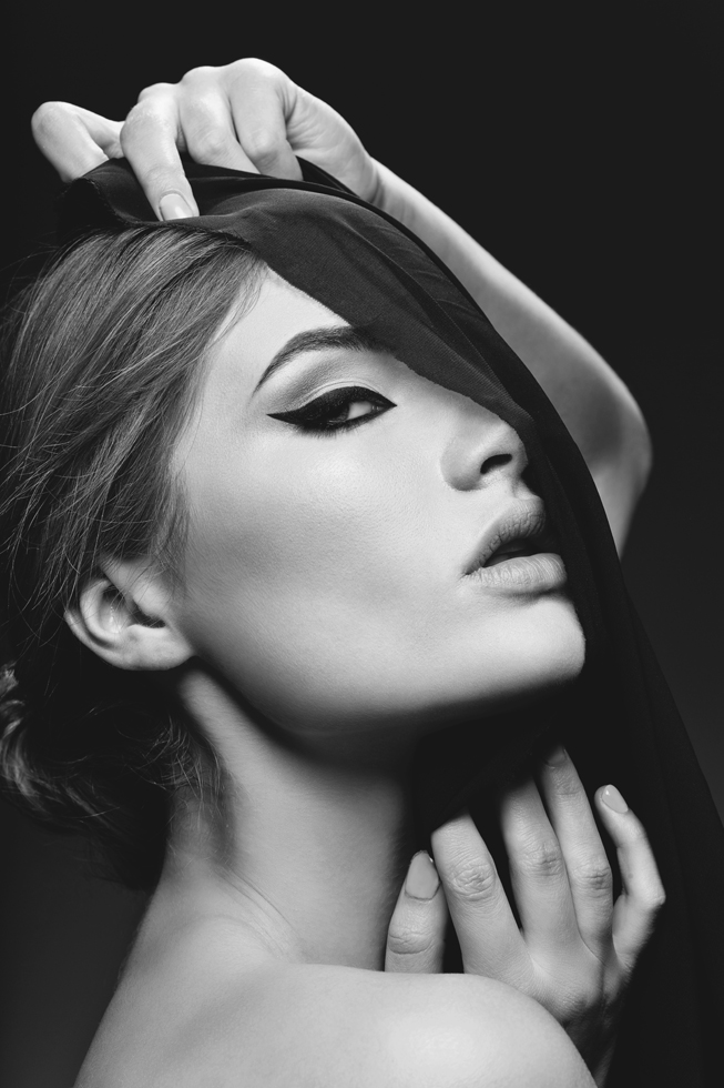 Imagen noticia FOXY EYES: Mini-Cirugía de AUTOR que embellece la MIRADA