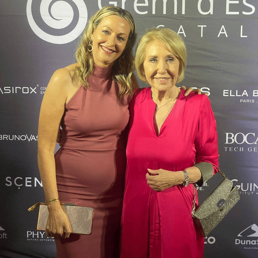 Silvia Giralt, presidenta del Gremi d'Estètica de Catalunya. con Alejandra Puig, Directora de Nueva Estética.
