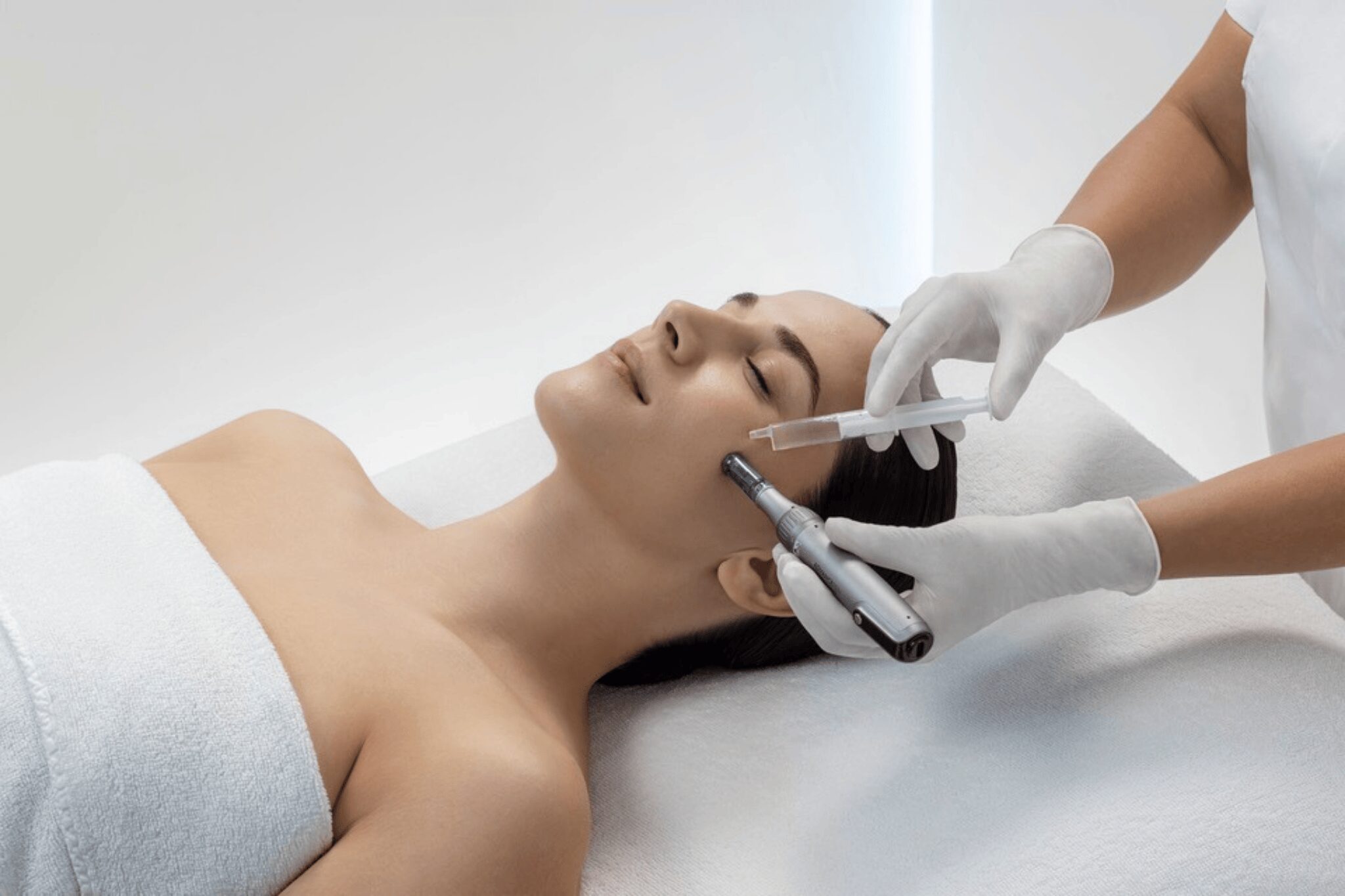 En cabina, MONTIBELLO presenta el protocolo profesional Exorepair “Efecto Regenerador”