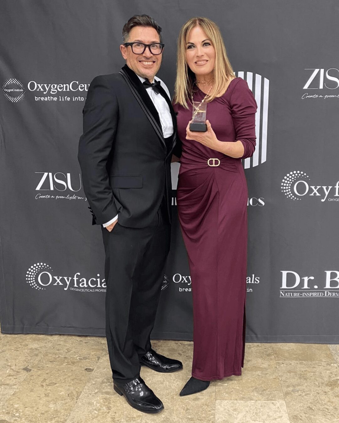 Mª ÁNGELES FDEZ. GARNICA Y FRANCIS PEANILLA