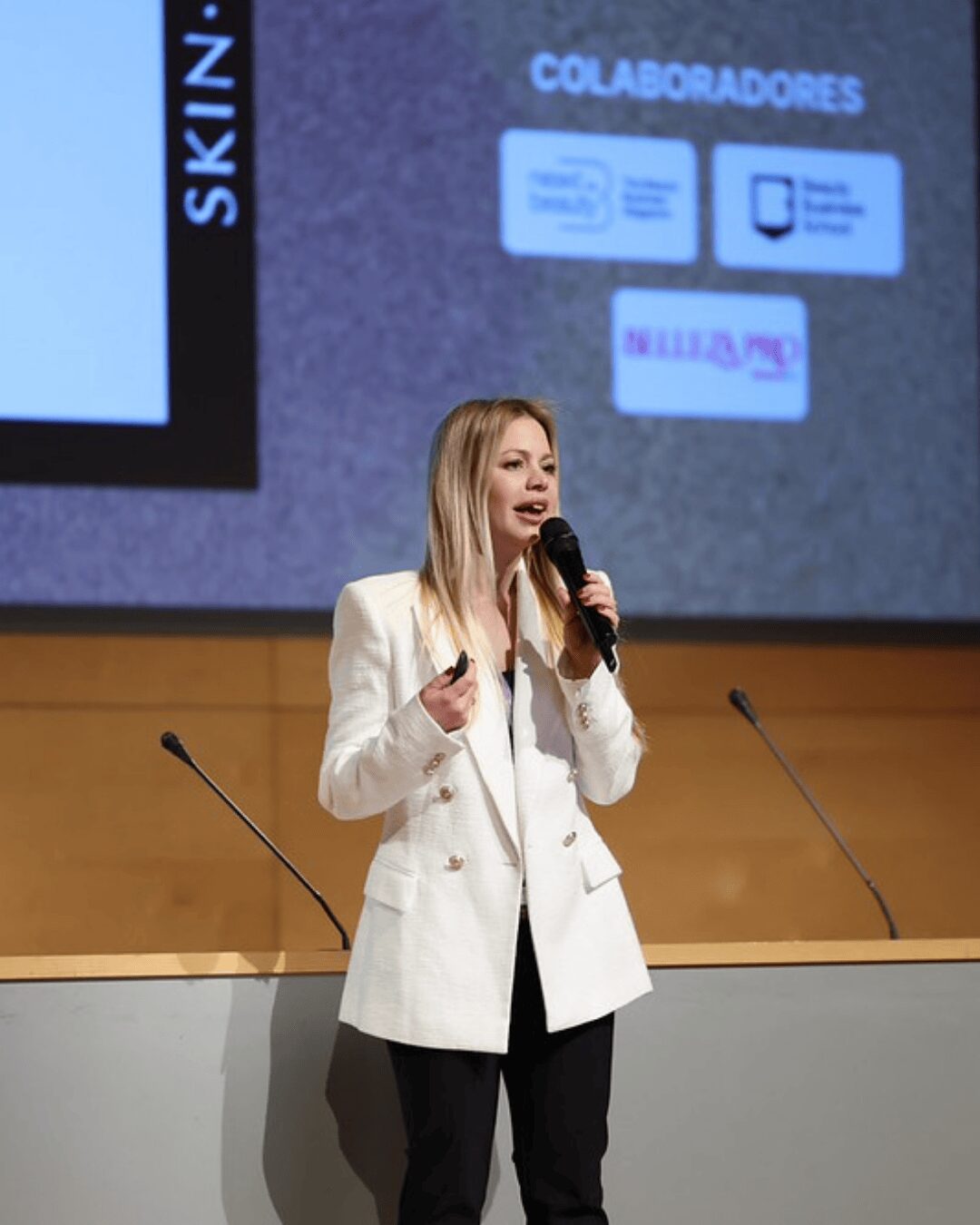 ÉXITO DEL COSMETICS & AESTHETICS FORUM ORGANIZADO POR BEAUTY CLUSTER